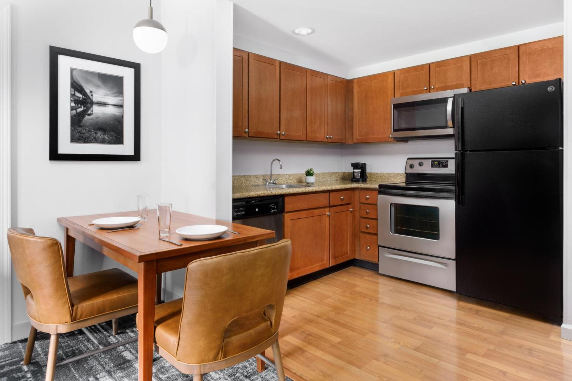 Homewood Suites By Hilton Portsmouth Eksteriør bilde
