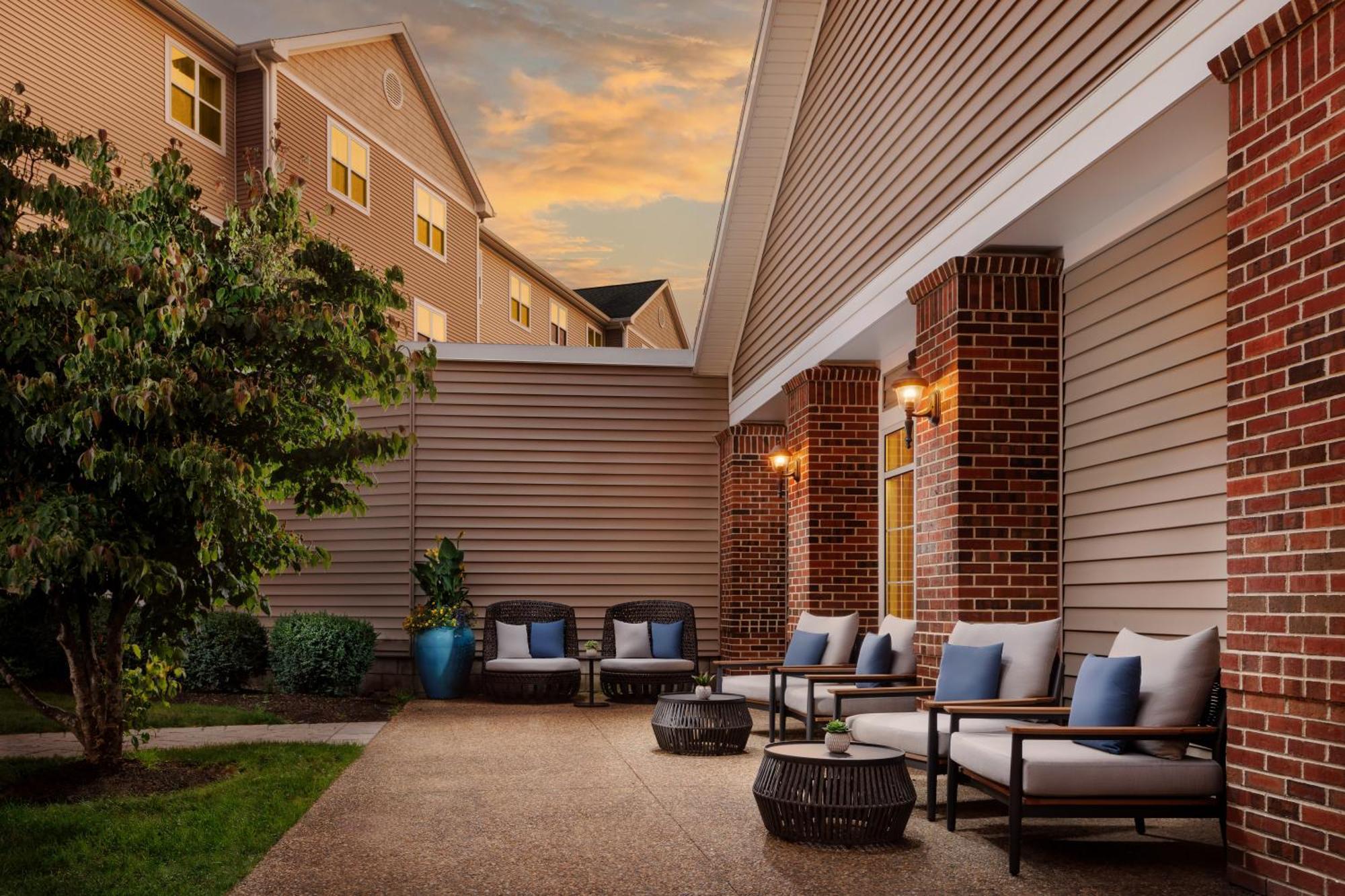 Homewood Suites By Hilton Portsmouth Eksteriør bilde