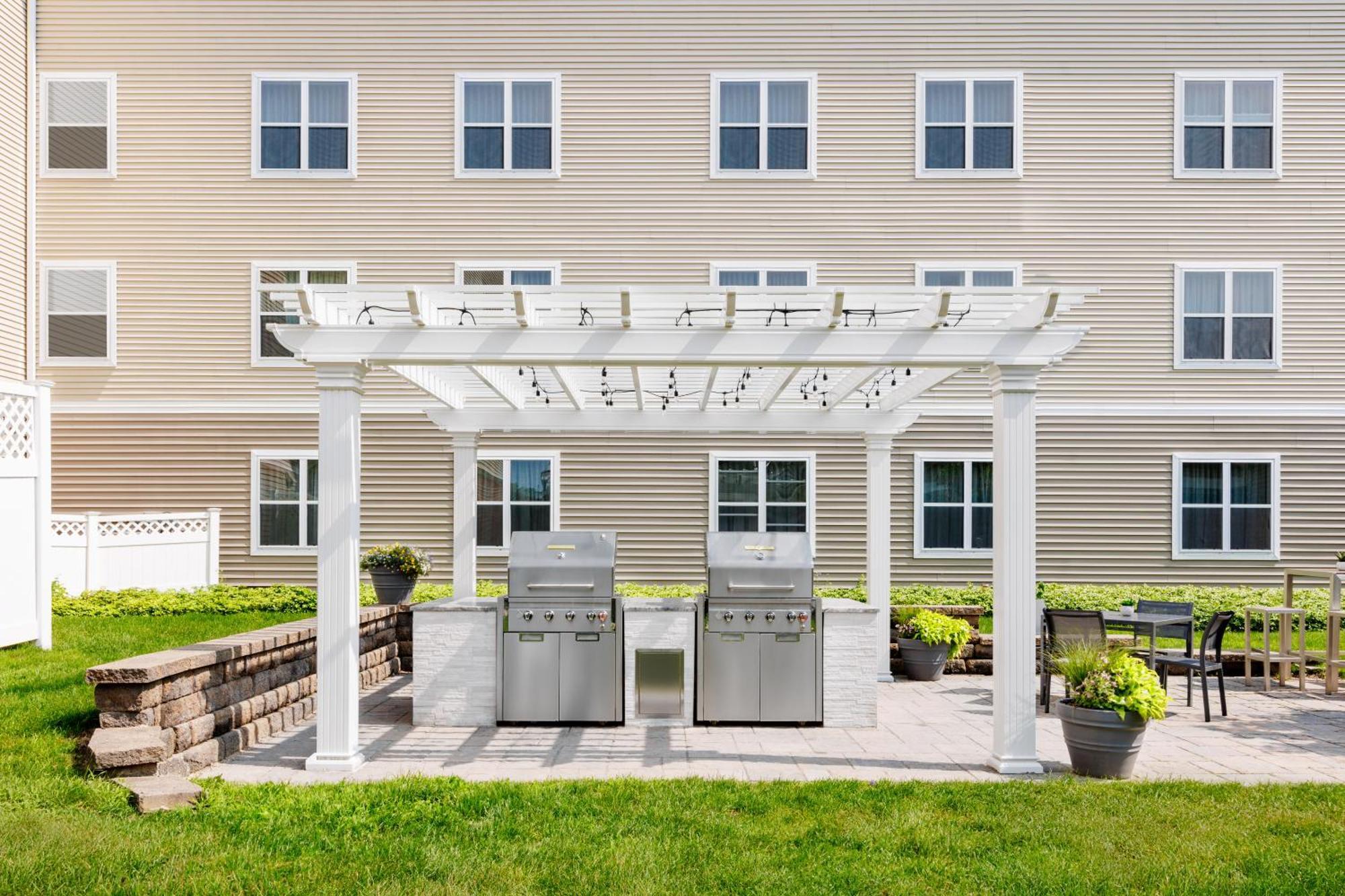 Homewood Suites By Hilton Portsmouth Eksteriør bilde