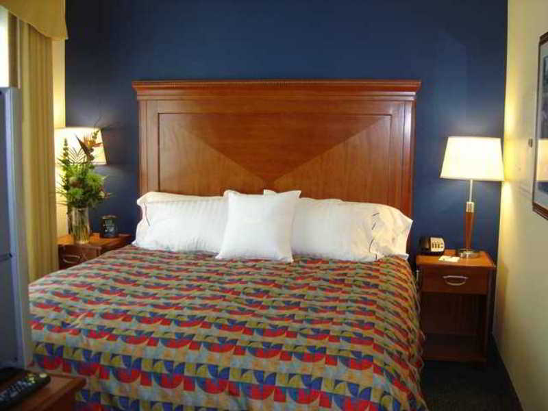 Homewood Suites By Hilton Portsmouth Rom bilde